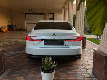 Toyota Camry, 2026 — 照片 6