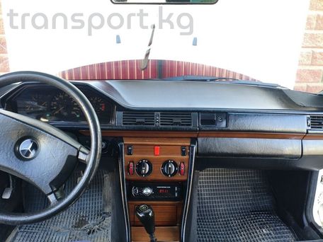Mercedes-Benz W124, 1991 — сүрөт 10