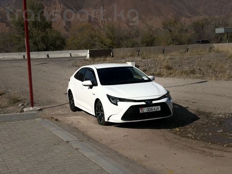 Toyota Corolla, 2023 — photo 1