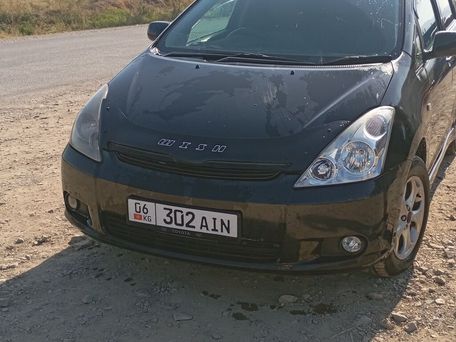 Toyota Wish, 2003 — сүрөт 2