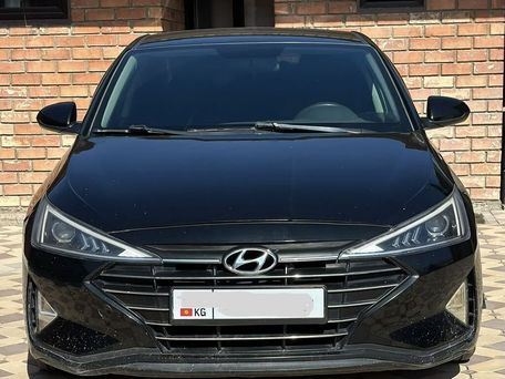 Hyundai Elantra, 2018 — фото 1