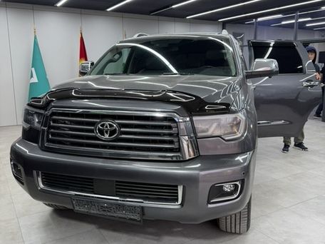 Toyota Sequoia, 2017 — сүрөт 1