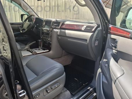 Lexus LX, 2010 — photo 11