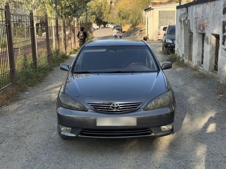Toyota Camry, 2005 — photo 1