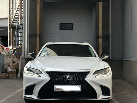Lexus LS, 2018 — 照片 1