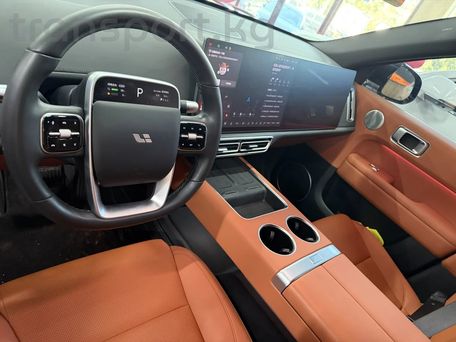 Li Auto (Lixiang) L6, 2025 — photo 4