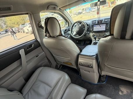 Toyota Highlander, 2011 — сүрөт 10