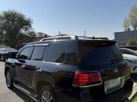 Lexus LX, 2010 — 照片 6
