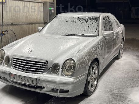 Mercedes-Benz E-Class, 2000 — photo 4