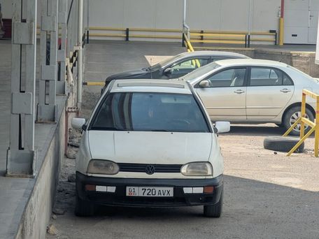 Volkswagen Golf, 1993