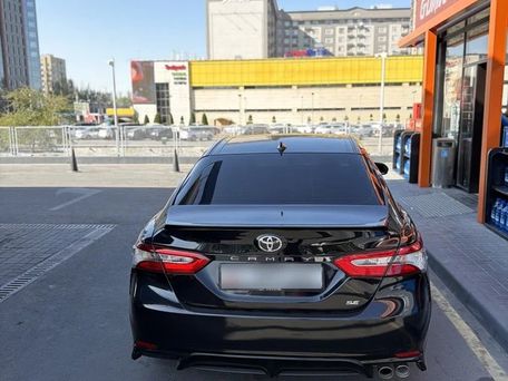Toyota Camry, 2019 — 照片 7