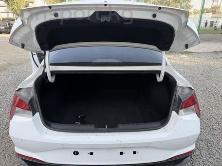 Hyundai Avante, 2020 — photo 3