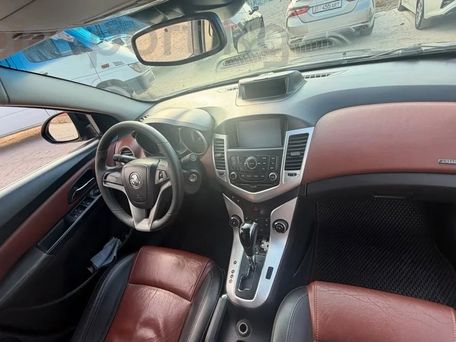 Chevrolet Cruze, 2009 — сүрөт 11
