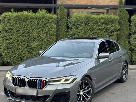 BMW 5 серии, 2022 — сүрөт 1