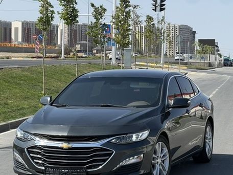 Chevrolet Malibu, 2017 — фото 1