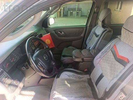 Mazda Tribute, 2002 — 照片 5
