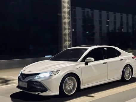 Toyota Camry, 2018 — фото 12