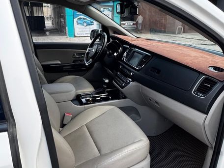Kia Carnival, 2019 — photo 9