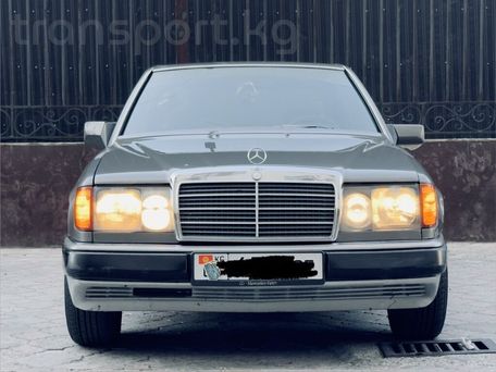 Mercedes-Benz W124, 1989
