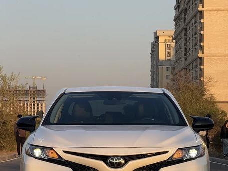Toyota Camry, 2020 — сүрөт 3