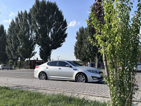 Kia K5, 2010