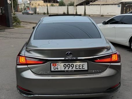 Lexus ES, 2019 — 照片 6