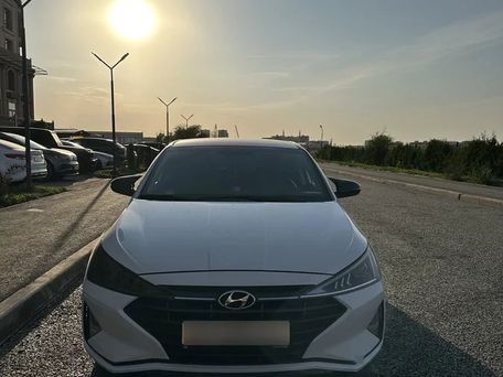 Hyundai Avante, 2019 — фото 1
