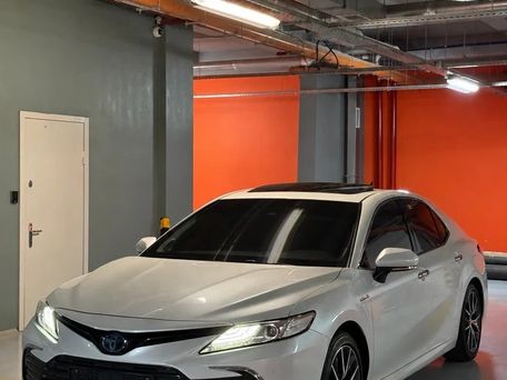 Toyota Camry, 2022 — сүрөт 1
