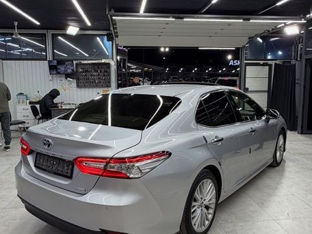 Toyota Camry, 2018 — photo 2