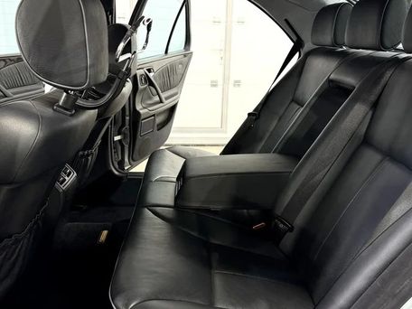 Mercedes-Benz E-Класс, 2001 — 照片 9
