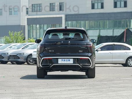 Hongqi HS3, 2023 — photo 4