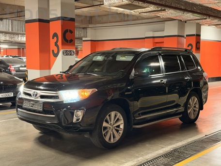 Toyota Highlander, 2011 — photo 1