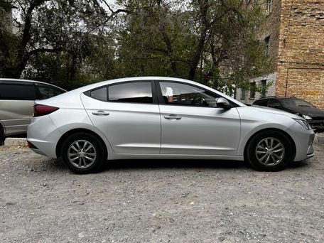 Hyundai Avante, 2019 — 照片 2