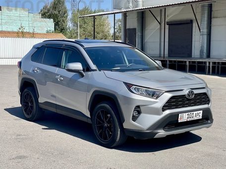 Toyota RAV4, 2020 — фото 2