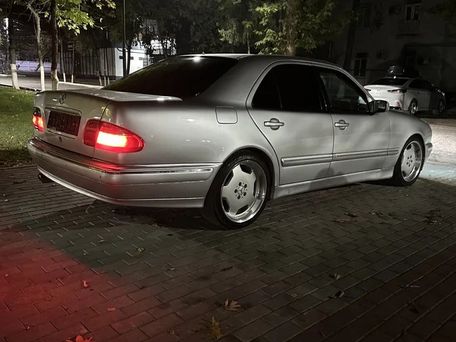Mercedes-Benz E-Class, 1998 — photo 4