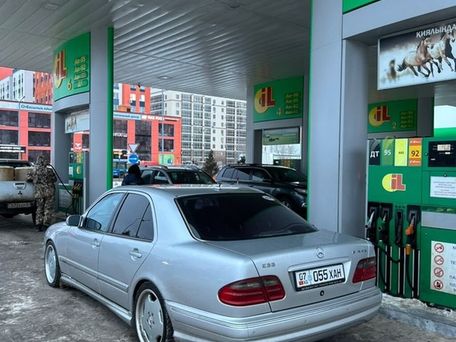 Mercedes-Benz E-Класс, 2003 — фото 5