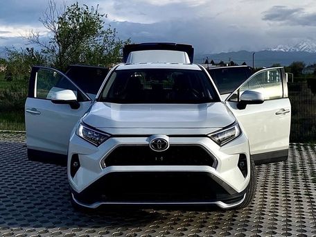 Toyota RAV4, 2019 — фото 1