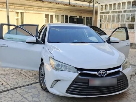 Toyota Camry, 2017