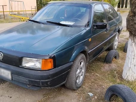 Volkswagen Passat, 1990 — photo 2