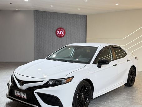 Toyota Camry, 2022 — 照片 1