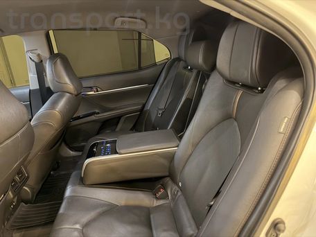 Toyota Camry, 2020 — photo 9