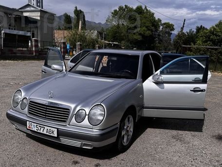 Mercedes-Benz E-Class, 1997 — photo 6