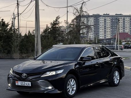 Toyota Camry, 2020 — фото 1