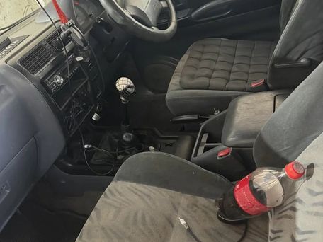 Toyota Land Cruiser Prado, 2001 — 照片 6
