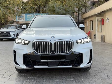 BMW X5, 2023 — photo 2
