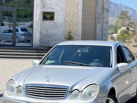 Mercedes-Benz E-Class, 2002 — photo 4