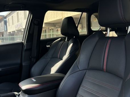 Toyota RAV4, 2025 — 照片 9