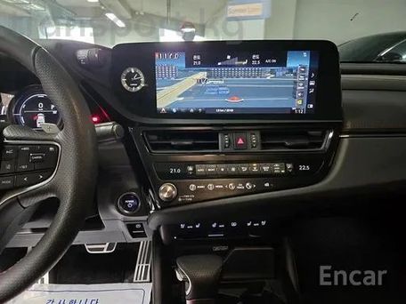 Lexus ES, 2021 — фото 10