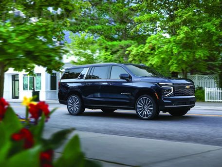 Chevrolet Suburban, 2026 — photo 1