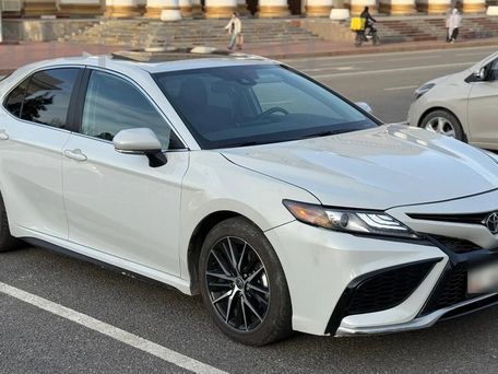 Toyota Camry, 2021 — фото 10